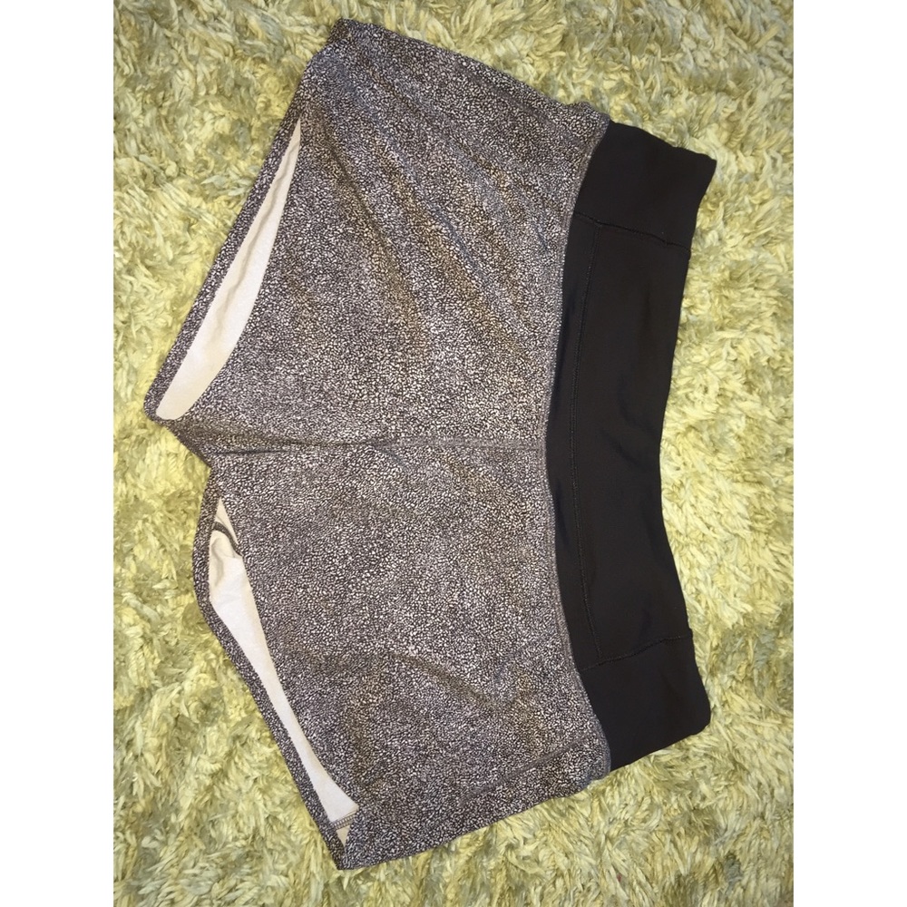 Lululemon speed up short Size 6